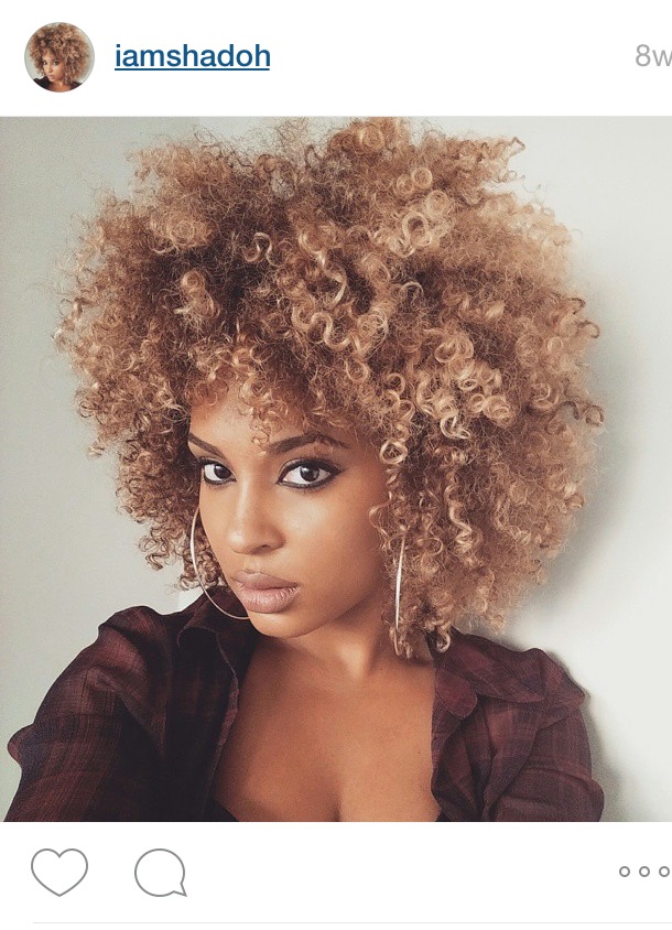 Fellow natural and Instagrammer, @Iamshadoh, keeps her blonde curls growing. 