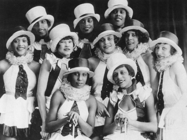 Chorus girls of the musical revue Chocolate Kiddies at the Admiralspalast in Berlin, Germany 1925