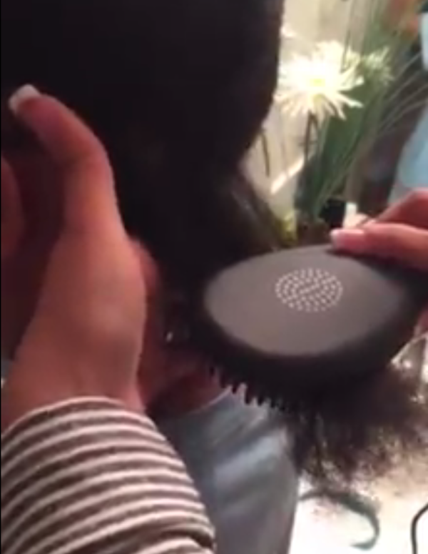 Dafni ceramic straightening brush natural hair